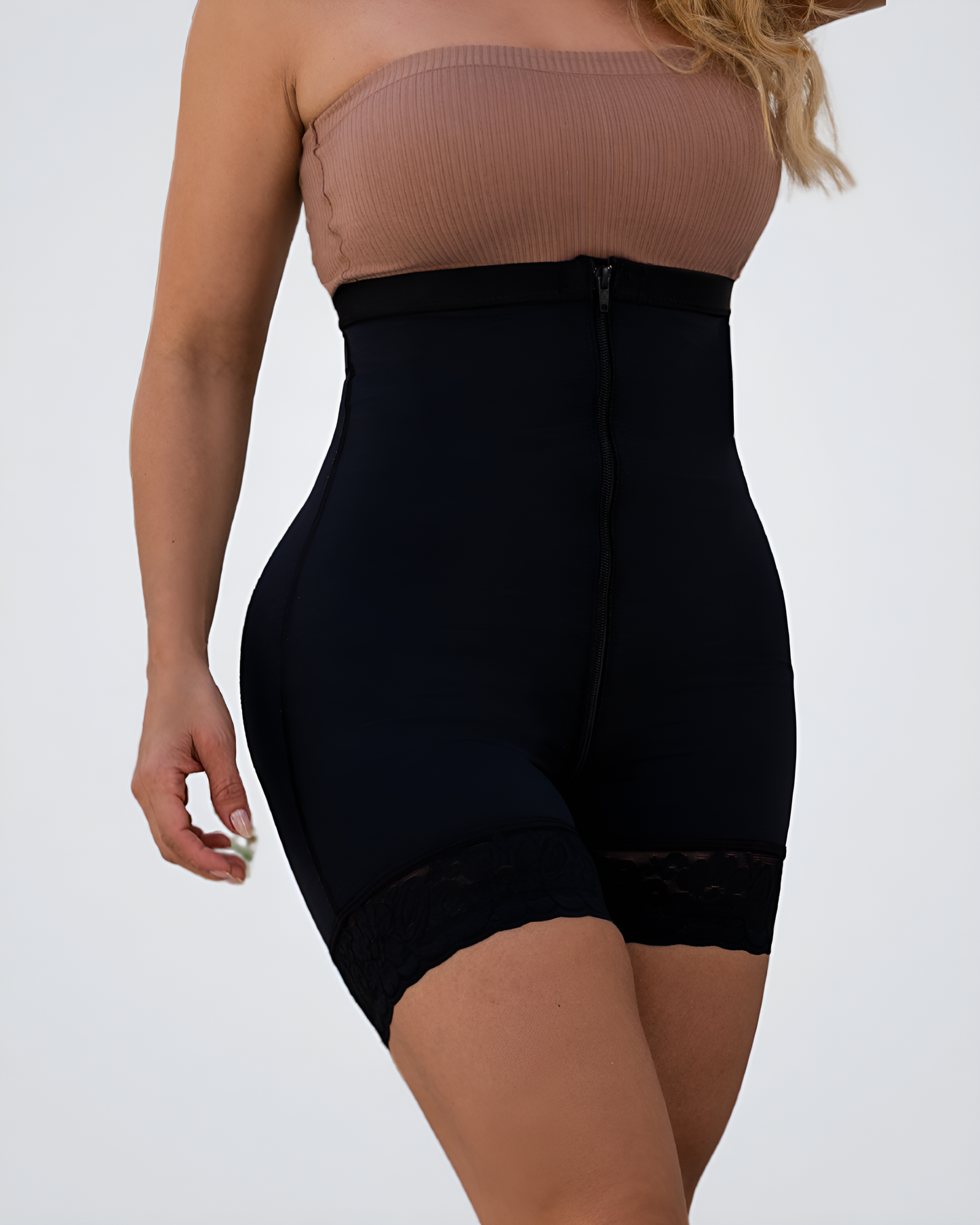 Short tiro alto con Cremallera Ref-SF53